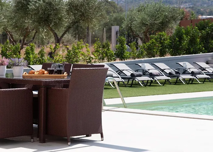 Villa Il Paradiso Di Michail Fánesz