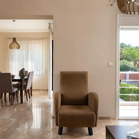 Il Paradiso Di Michail فيلة Fánai